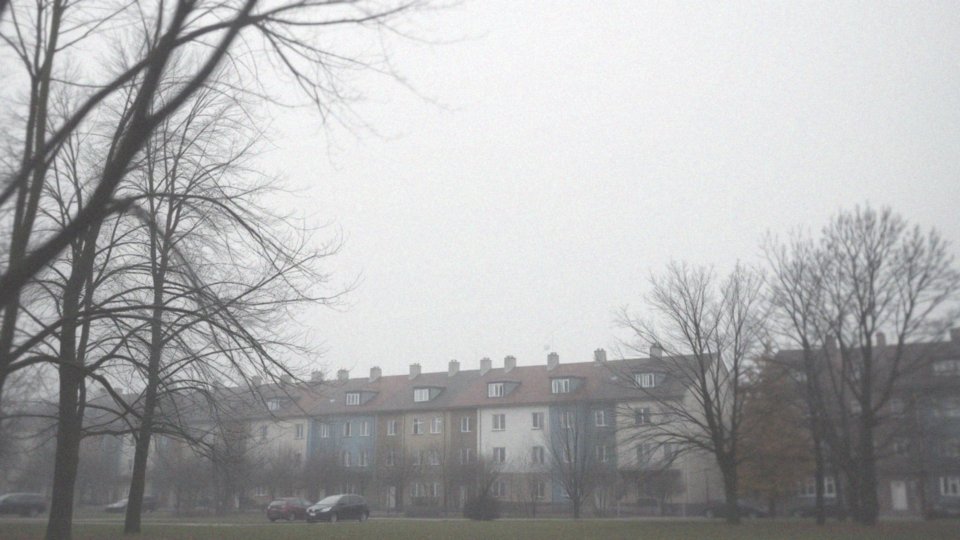 Jakie czynniki środowiskowe przyczyniają się do problemów z oczami?