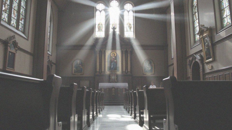 Jakie praktyki religijne odbywa rodzina Błaszczaków?